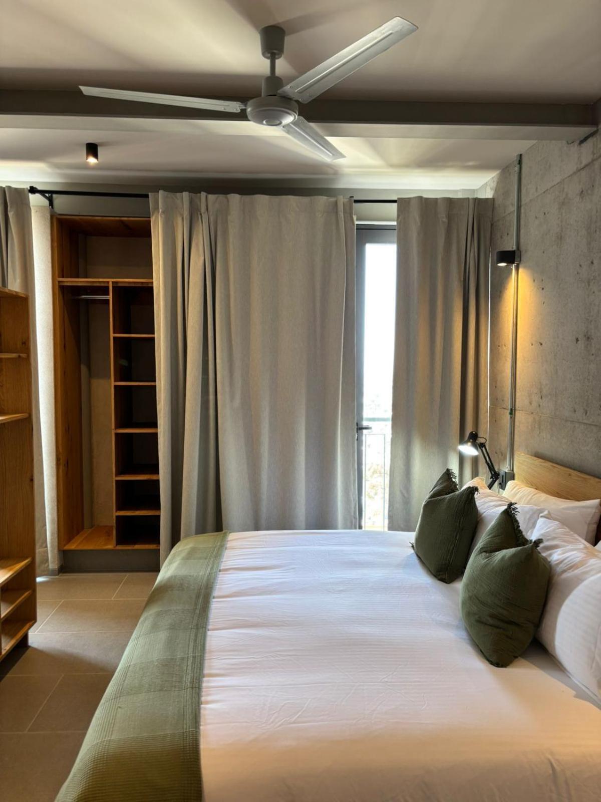 Departamentos Y Suites Indigo Querétaro Екстериор снимка