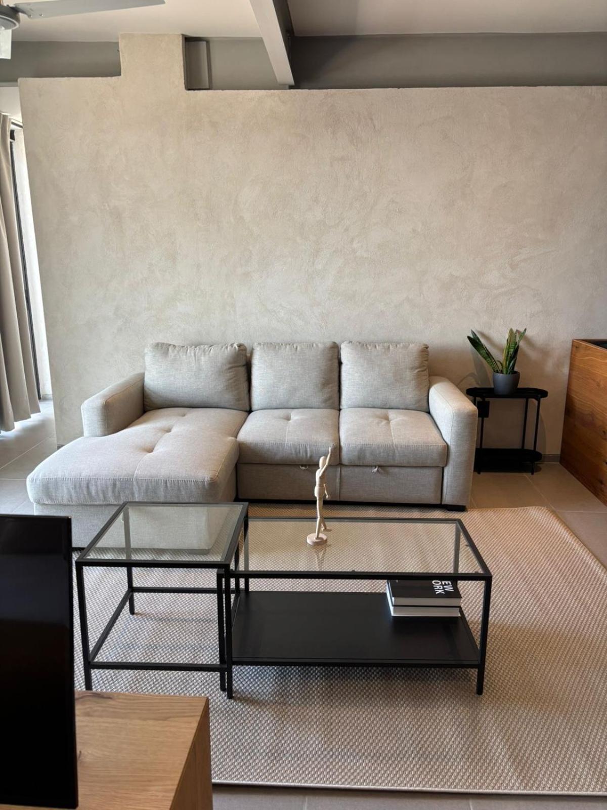 Departamentos Y Suites Indigo Querétaro Екстериор снимка